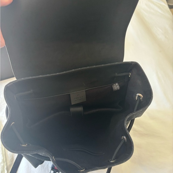 Gucci GG Supreme Backpack Black Red Stripes - 100% Authentic. - Picture 12 of 13